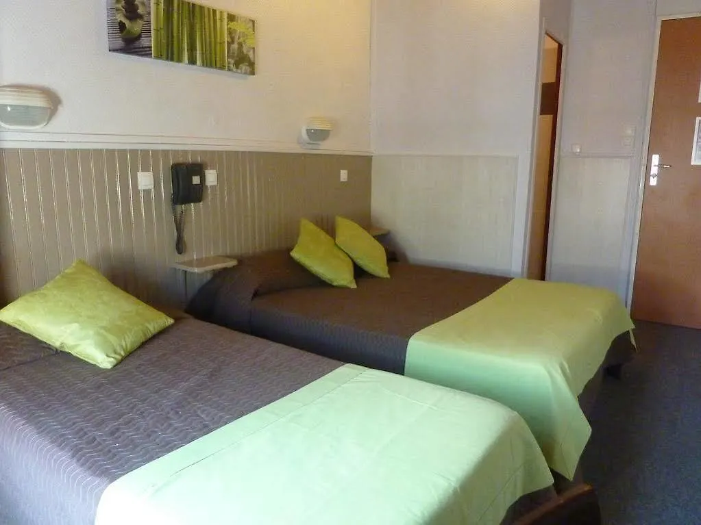 **  Hotel Gloria Grenoble France
